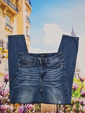 Judy Blue Distressed Relaxed‎ Fit Jeans Size 27